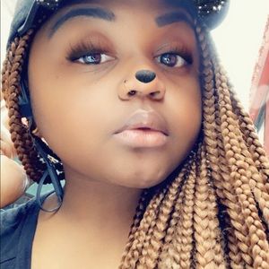 Meet your Posher, Sierra